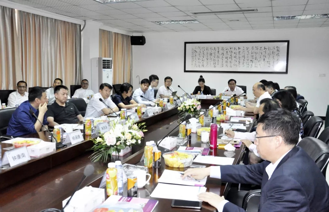 中国非公立医疗机构协会国际医疗康健相助树模基地 医疗妄想专家与招商相助座谈会顺遂召开